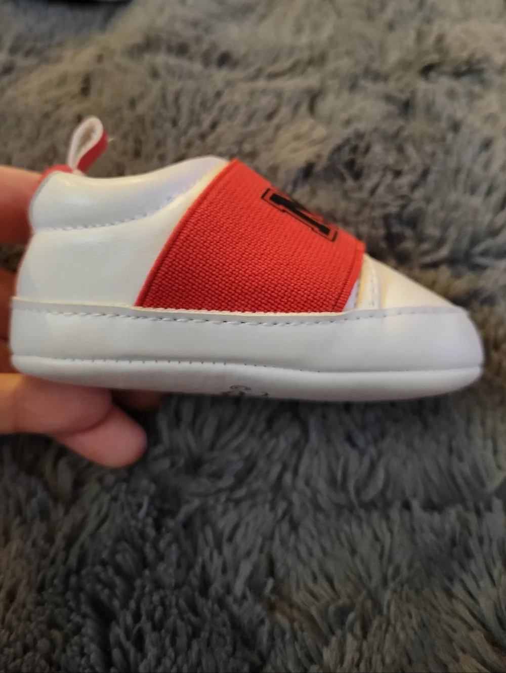 Disney Mickey Mouse Shoes Faux Leather Lace Up Sneakers Infant Size 3-6‎ Months
